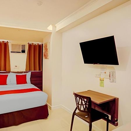 Super Oyo Capital O 232 Nest Nano Suites Fort Makati City Exterior foto