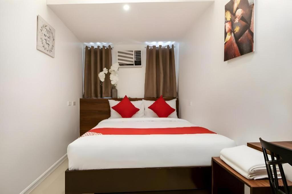 Super Oyo Capital O 232 Nest Nano Suites Fort Makati City Exterior foto