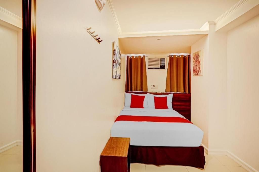 Super Oyo Capital O 232 Nest Nano Suites Fort Makati City Exterior foto